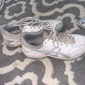 Size 8 1/2 women’s ASIC turf shoes